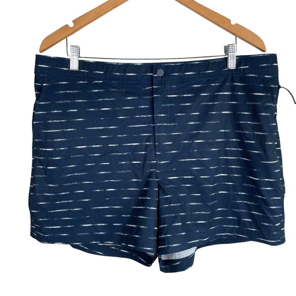 NEW VRST 5" Resort Shorts Mens‎ XL Slim Fit Blue Geometric Lined Stretch Pockets